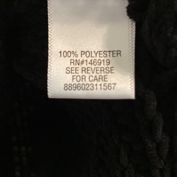 Candie’s Sweater - Picture 5 of 5